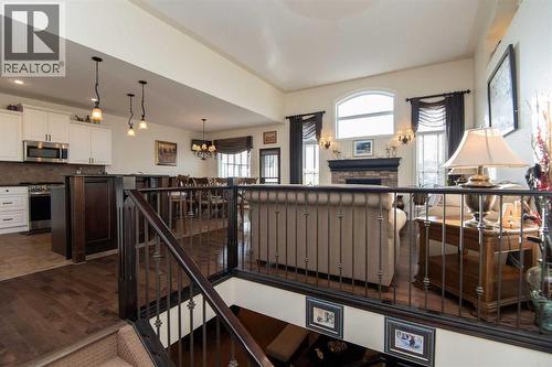 15 Volk Place, Red Deer, AB - Indoor Photo Showing Kitchen With Upgraded Kitchen