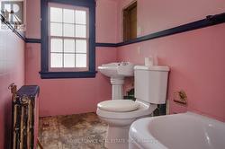 3 pc main bathroom. - 