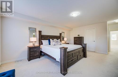 1223 Owls Head Road, Mississauga, ON - Indoor Photo Showing Bedroom