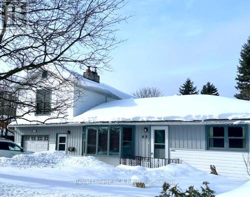 48 4TH AVENUE W  Owen Sound, ON N4K 4V2