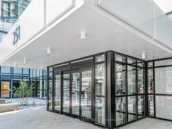 724 - 251 MANITOBA STREET  Toronto, ON M8Y 4G9