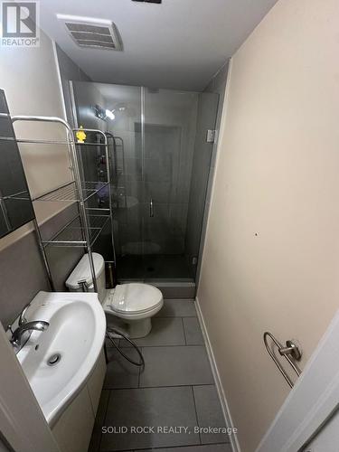 1678 Fisher Avenue, Ottawa, ON - Indoor Photo Showing Bathroom