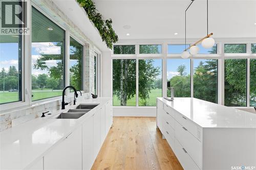 103 Saguenay Drive, Saskatoon, SK - Indoor Photo Showing Kitchen With Double Sink