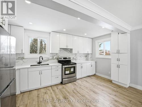 1236 Avonlea Road, Cambridge, ON - Indoor Photo Showing Kitchen