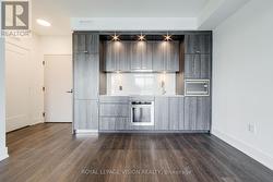 312 - 858 DUPONT STREET  Toronto, ON M6G 0C1