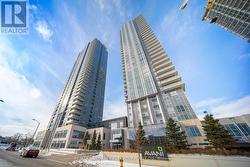 316 - 275 VILLAGE GREEN SQUARE  Toronto, ON M1S 0L8
