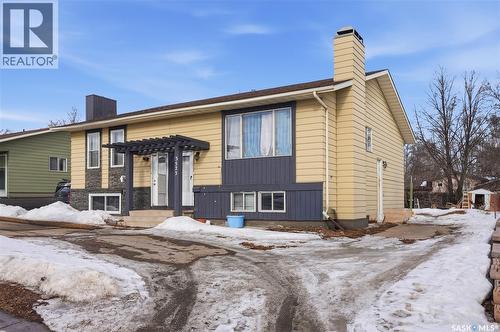 3523 Taylor Street E, Saskatoon, SK - Outdoor With Facade