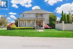 30 MARACAY WAY  St. Catharines (Grapeview), ON L2W 1C4