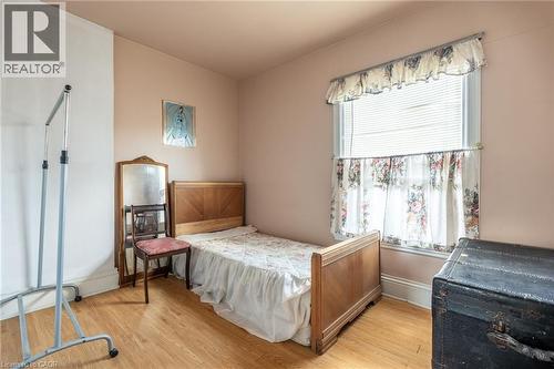 128 Hess Street N, Hamilton, ON - Indoor Photo Showing Bedroom