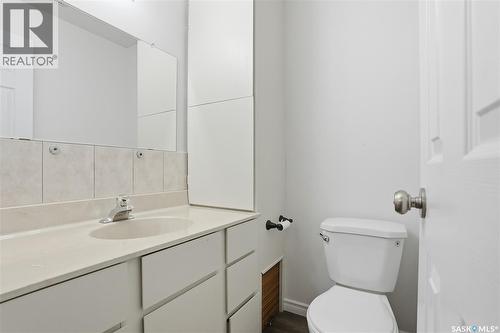 226 Stillwater Drive, Saskatoon, SK - Indoor Photo Showing Bathroom