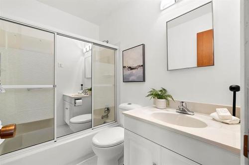 92 Gendreau Ave, Winnipeg, MB 