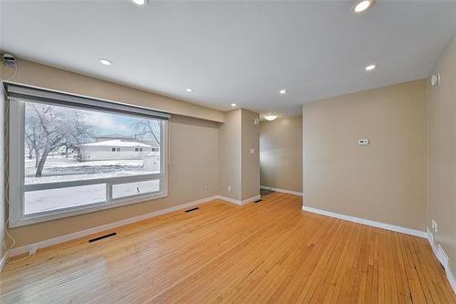 9-1445 Rothesay St, Winnipeg, MB 