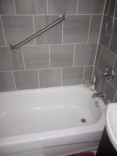 Salle de bains - 5-2520 Rue Sicard, Montréal (Mercier/Hochelaga-Maisonneuve), QC - Indoor Photo Showing Bathroom