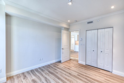 Bedroom - 201-4469 Rue Ste-Catherine O., Westmount, QC - Indoor Photo Showing Other Room