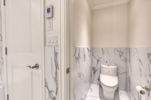 Master Bathroom - 201-4469 Rue Ste-Catherine O., Westmount, QC - Indoor Photo Showing Bathroom