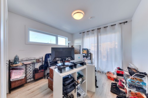 Chambre à coucher - 683 Rue Péladeau, Laval (Auteuil), QC - Indoor Photo Showing Office