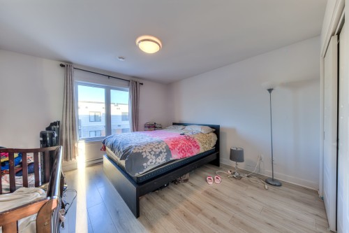 Chambre à coucher - 683 Rue Péladeau, Laval (Auteuil), QC - Indoor Photo Showing Bedroom