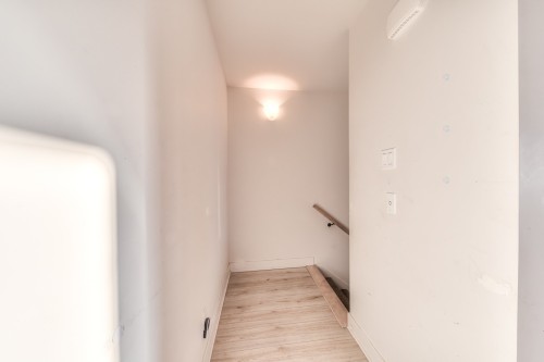 Hall d'entrée/Vestibule - 683 Rue Péladeau, Laval (Auteuil), QC - Indoor Photo Showing Other Room