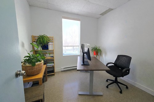 Office - 201-3635 Boul. De La Grande-Allée, Boisbriand, QC - Indoor Photo Showing Other Room