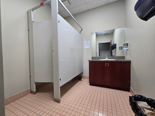 Powder room - 201-3635 Boul. De La Grande-Allée, Boisbriand, QC - Indoor Photo Showing Other Room