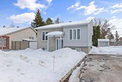 159  - 159A Rue Boileau  Châteauguay, QC J6J 3E6