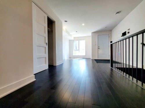 Living Room - 388 Av. Skaniatarati, Montréal (Lachine), QC - Indoor Photo Showing Other Room