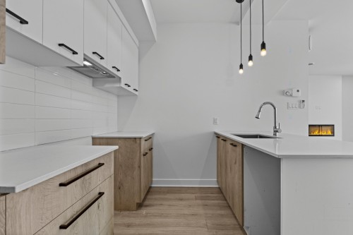 Cuisine - 301-13225 Boul. Du Curé-Labelle, Mirabel, QC - Indoor Photo Showing Kitchen