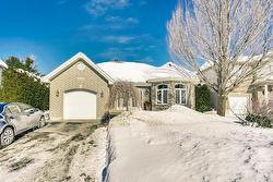 118 Rue de Maucaillou  Gatineau (Aylmer), QC J9H 7R4