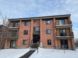 5-18 Rue de Deauville  Gatineau (Hull), QC J8Z 2J3