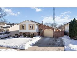 379 BRADFORD Drive  Sarnia, ON N7S 5R4