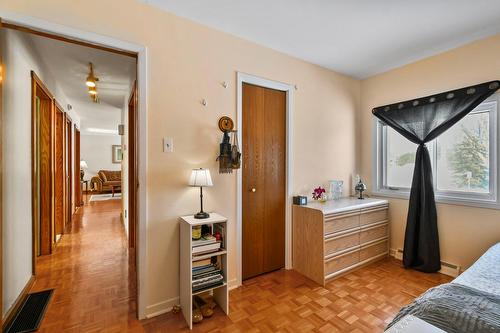 Chambre à coucher - 52 Place Jasper, Candiac, QC - Indoor Photo Showing Bedroom