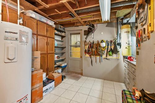 Atelier - 52 Place Jasper, Candiac, QC - Indoor Photo Showing Basement