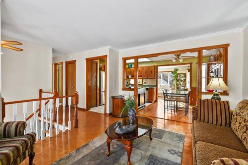 Vue d'ensemble - 52 Place Jasper, Candiac, QC - Indoor Photo Showing Living Room