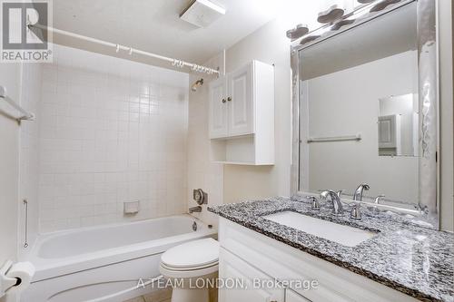407 - 155 Kent Street, London East (East F), ON - Indoor Photo Showing Bathroom