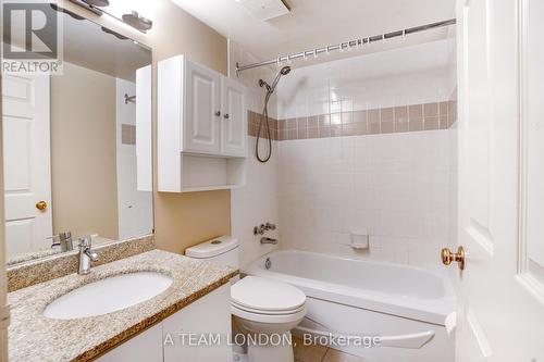 407 - 155 Kent Street, London East (East F), ON - Indoor Photo Showing Bathroom