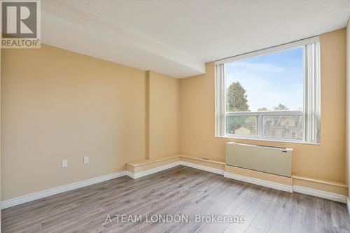 407 - 155 Kent Street, London East (East F), ON - Indoor Photo Showing Other Room