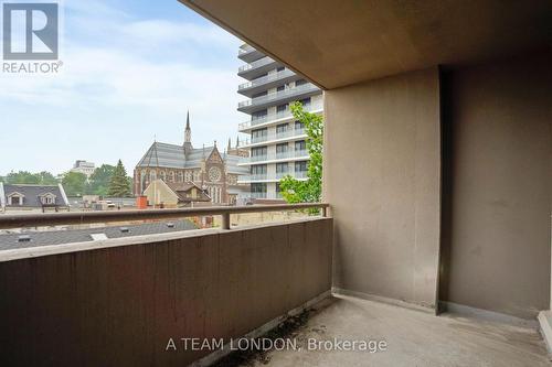 407 - 155 Kent Street, London East (East F), ON - Outdoor
