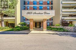 105 - 965 INVERHOUSE DRIVE  Mississauga, ON L5J 4B4