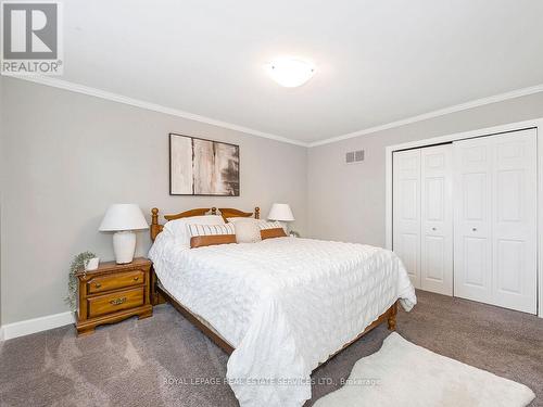 437 Highside Drive, Milton, ON - Indoor Photo Showing Bedroom