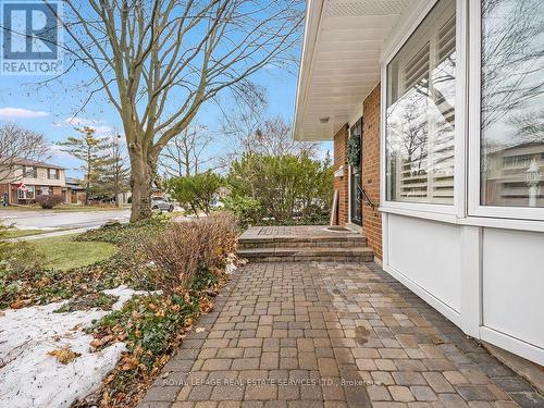 437 Highside Drive, Milton, ON - Outdoor