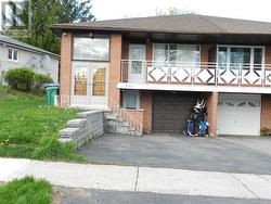 UPPER - 3367 VERHOEVEN DRIVE Mississauga, ON L5C 2B3