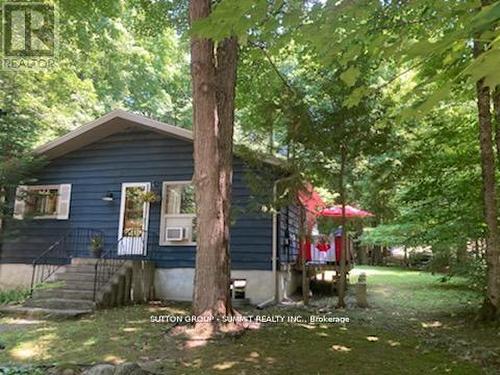 119 HOOD ROAD  Huntsville, ON P1H 2J3