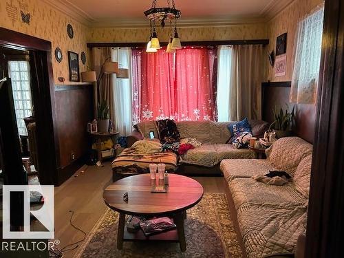 10848 93 St Nw, Edmonton, AB 