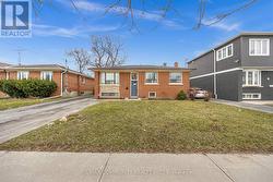 29 GREENOCK AVENUE  Toronto, ON M1G 2Z7