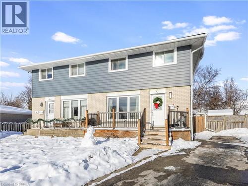 8 WINTER Court  Cambridge, ON N1R 6C6