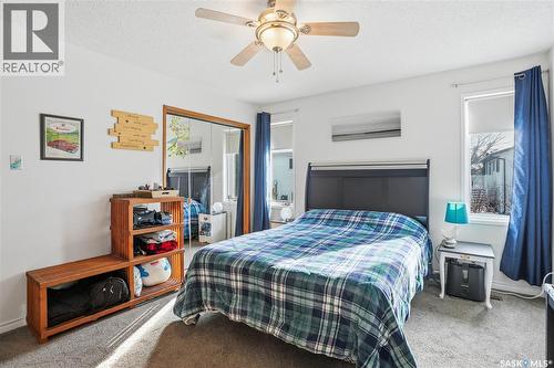 714 Wilkinson Way, Saskatoon, SK - Indoor Photo Showing Bedroom