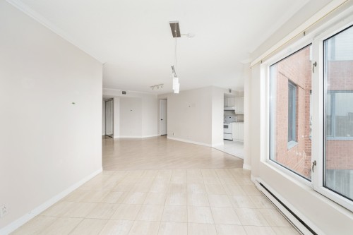 Salle à manger - 1104-815 Rue Muir, Montréal (Saint-Laurent), QC - Indoor Photo Showing Other Room