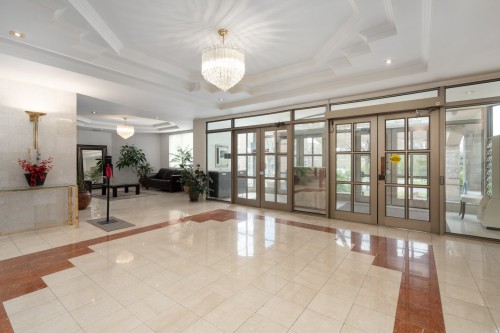 Hall d'entrée/Vestibule - 1104-815 Rue Muir, Montréal (Saint-Laurent), QC - Indoor Photo Showing Other Room