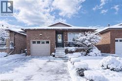 18 CHARING Drive  Hamilton, ON L8W 2P6