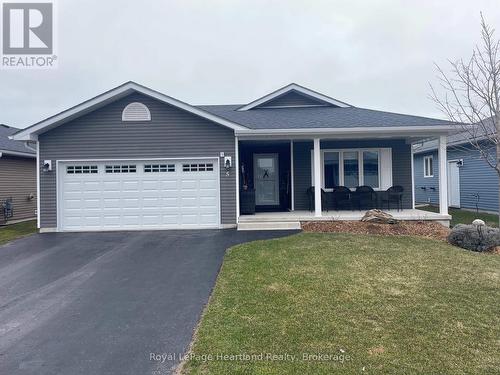 5 WINDWARD WAY N  Ashfield-Colborne-Wawanosh (Colborne), ON N7A 0B2